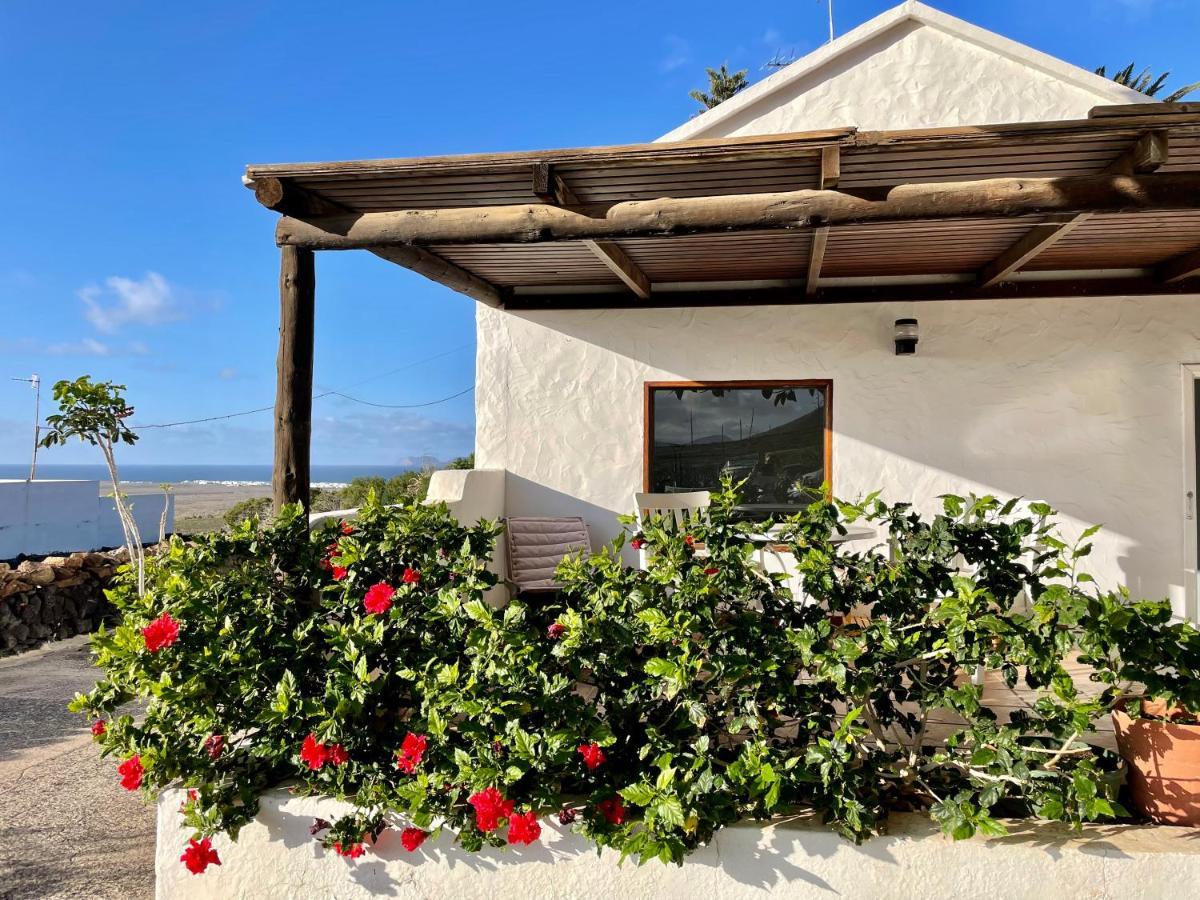 הוילה טגיסי Casa Famara מראה חיצוני תמונה
