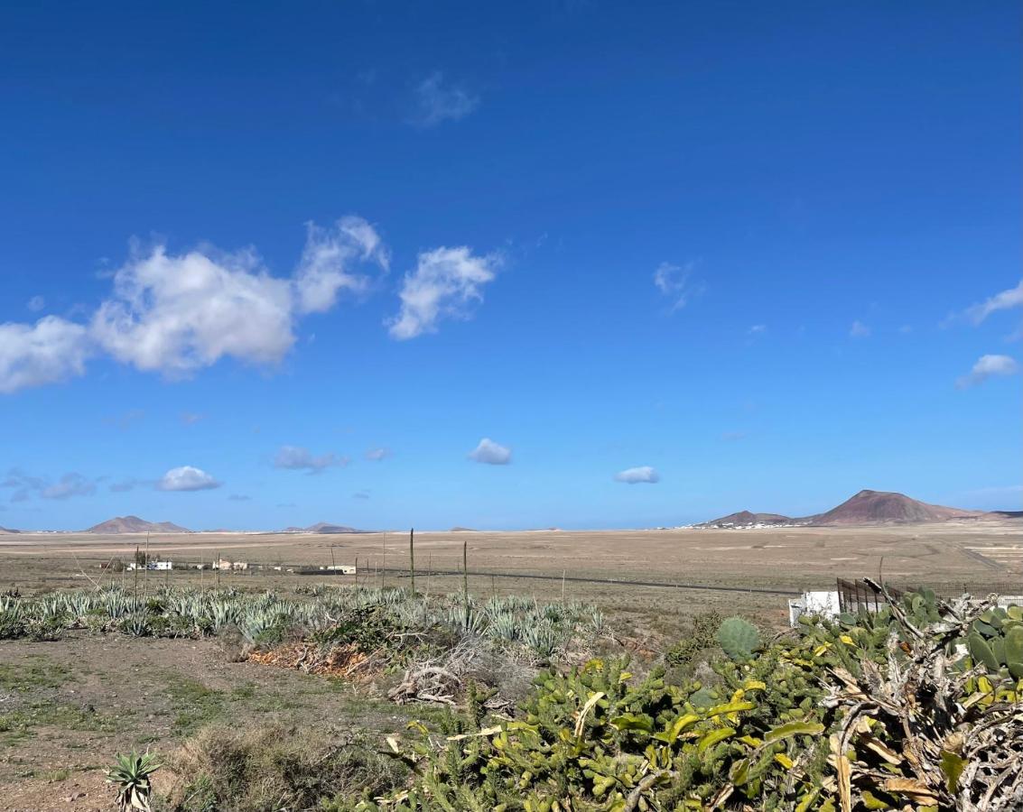 הוילה טגיסי Casa Famara מראה חיצוני תמונה