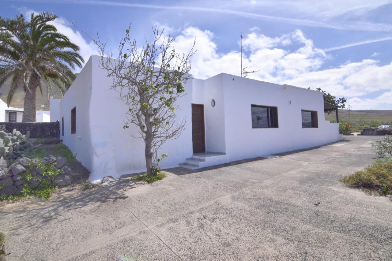 הוילה טגיסי Casa Famara מראה חיצוני תמונה