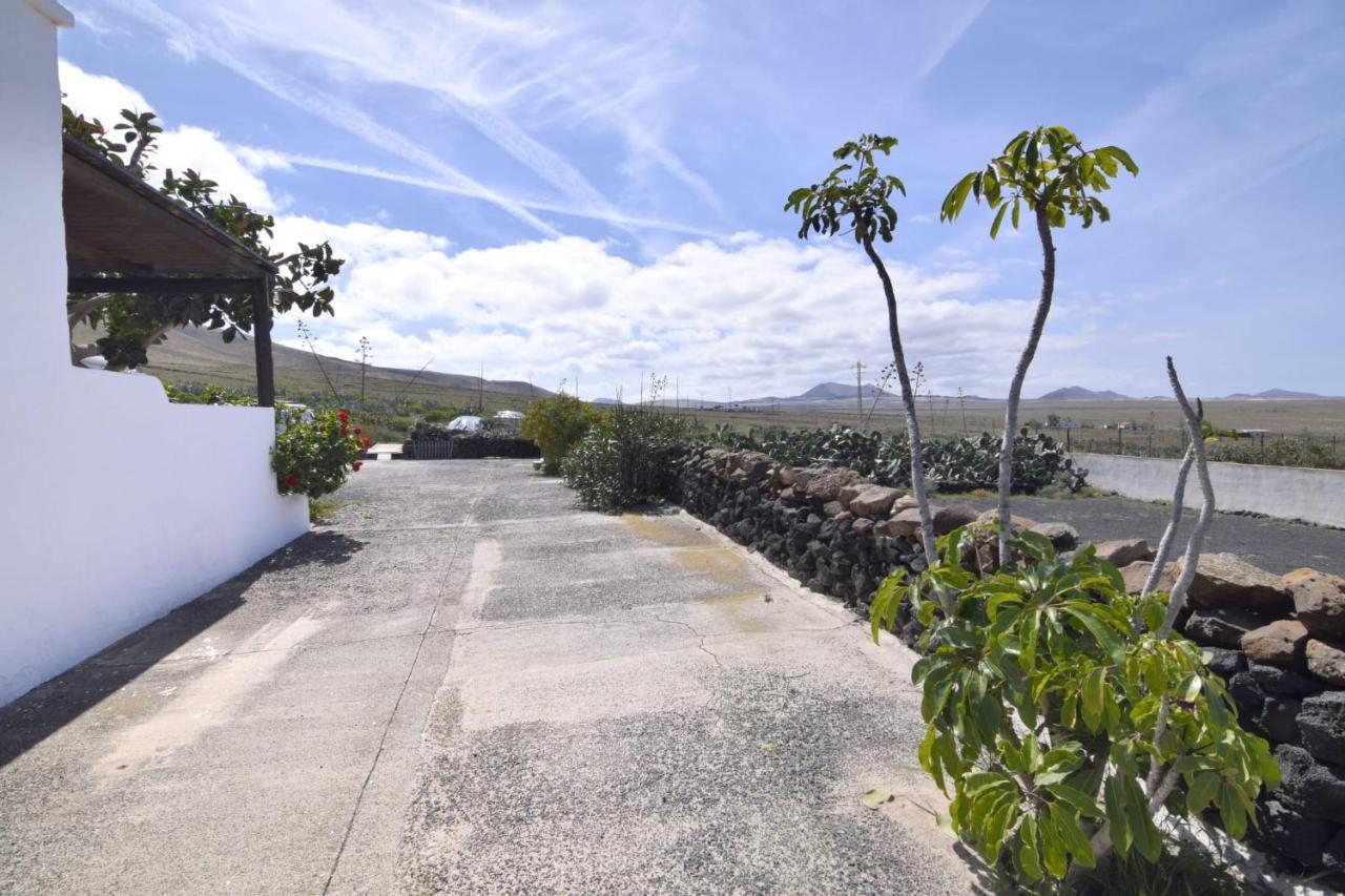 הוילה טגיסי Casa Famara מראה חיצוני תמונה