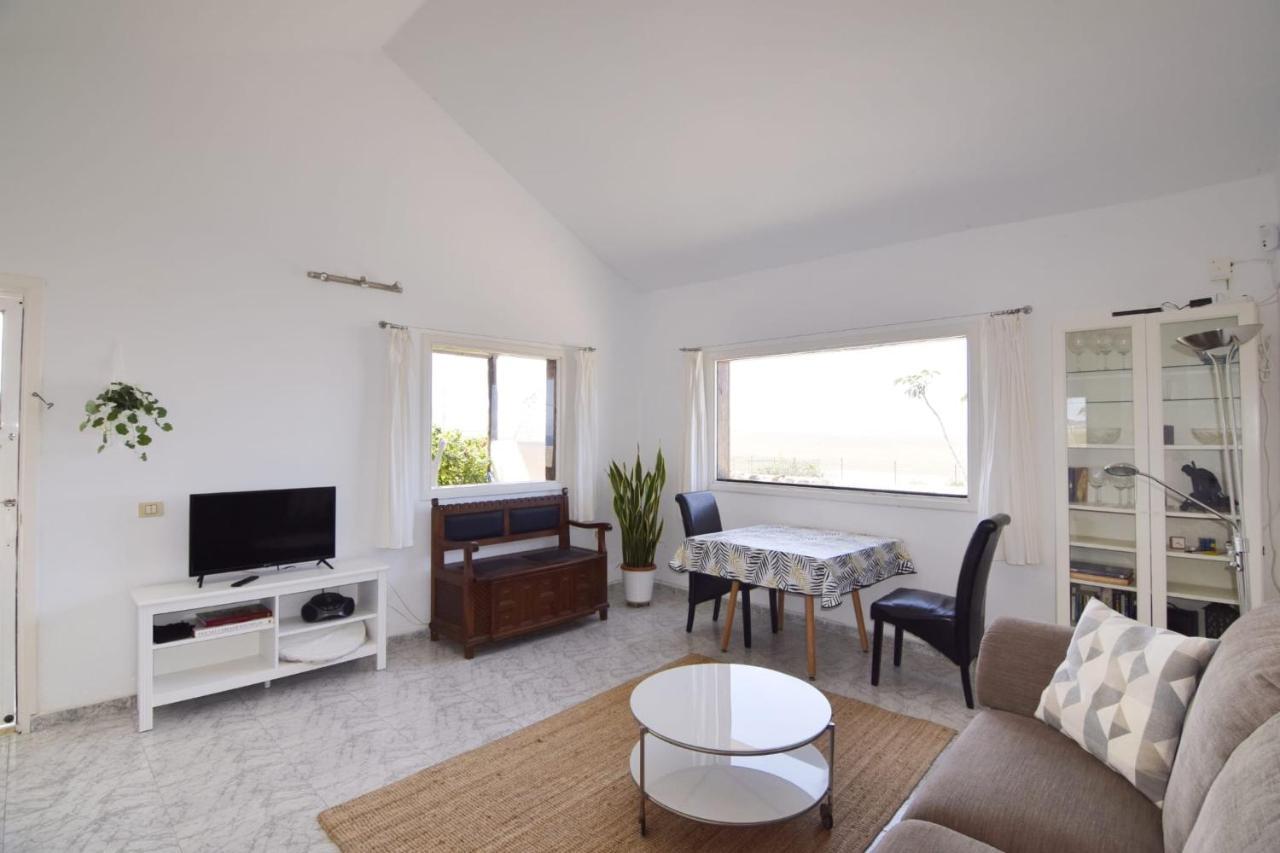 הוילה טגיסי Casa Famara מראה חיצוני תמונה